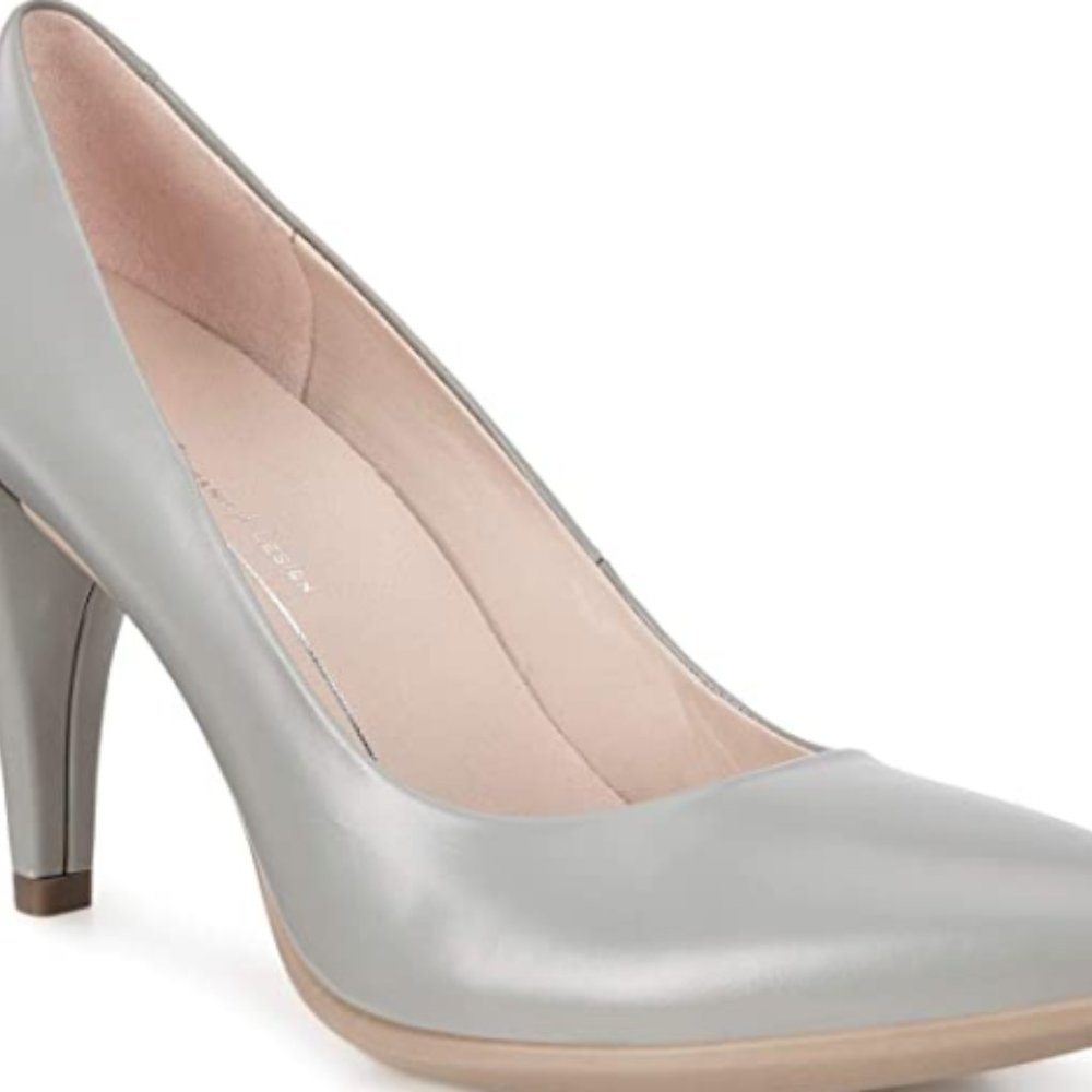 Pointed toe high heels